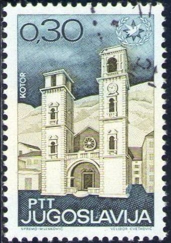 z vendido Yugoslavia 1966 Scott 876 Sello * Iglesia St. Tripun's Kotor y Emblema ITY Matasellos de Favor Preobliterado c/charnela 